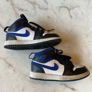 Kids Nike Air Jordans 11C